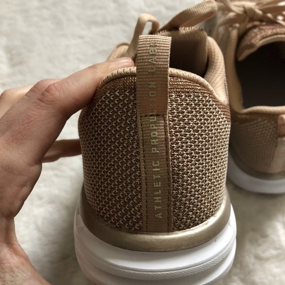 APL Techloom Phantom NWOT Sneakers Rose gold 7.5 - Picture 7 of 12